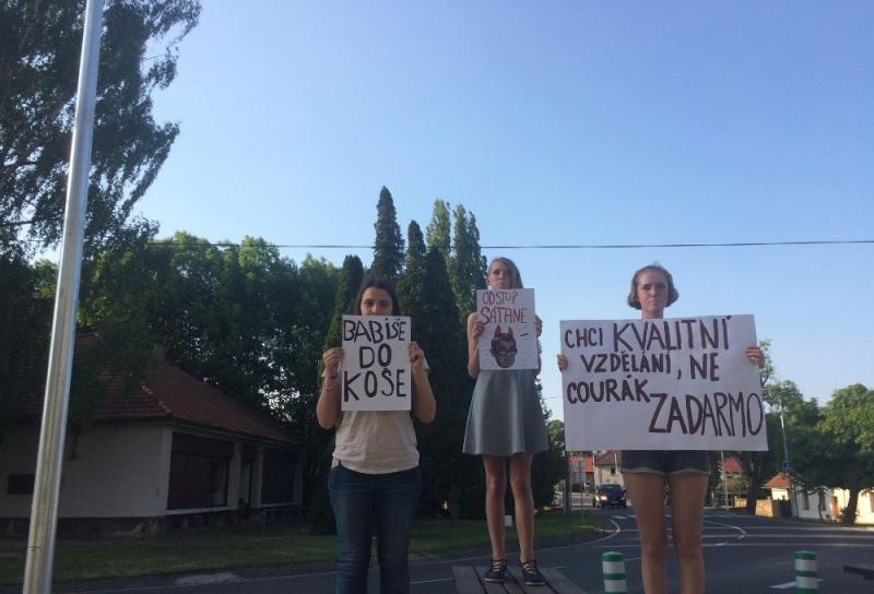 holky_ze_zelenky_25.05.18_01.57.53
